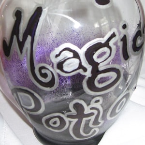 Halloween vase, Halloween decor, spider decor, Witch decor, Magic potion, hand painted glass vase