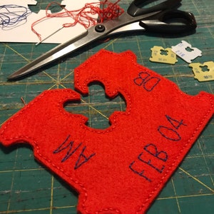 Wool Applique Drink Coasters: Bread Clip Personalized Embroidery Sewing Pattern (PDF Download)