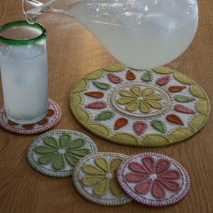 drink Coaster & table mat kit, Summer Delight craft kit, hand embroidery sewing pattern, easy peasy wool felt applique to blanket stitch image 4