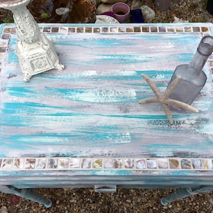 SONDERANFERTIGUNG! VERKAUFT, Tisch, Shabby Chic, Vintage, Bauernhaus, Mosaik, Cottage, Türkis, Beistelltisch, Beachy, Perlmutt,