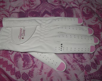 Glamour Glove- Stylish Ladies Golf Glove with Swarovski Crystals