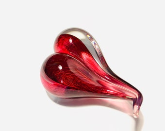 Glass Heart Paperweight - Pink