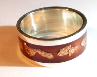 Silver 925 ring with red resine and copper flakes, and personalized text