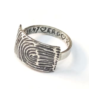 Engraved custom fingerprint rectangle, silver Ring, memorial ring. Actual Fingerprint ring - Personalized text - Engagement ring