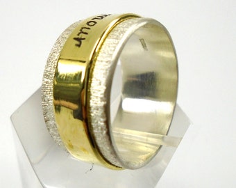 Ring with engraved personalized text. Silver and Brass