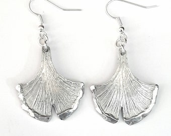 Earring Ginkgo personalized text. Silver or Aluminium