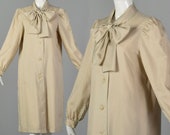 Small Bonnie Cashin 1970s Lightweight Jacket Vintage Spring Jacket Ascot Neck Coat 70s Beige Minimalist Jacket