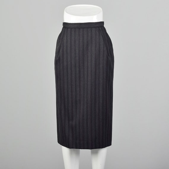 XXS Gucci 1970s Grey Skirt Pinstriped  Pencil Poc… - image 1