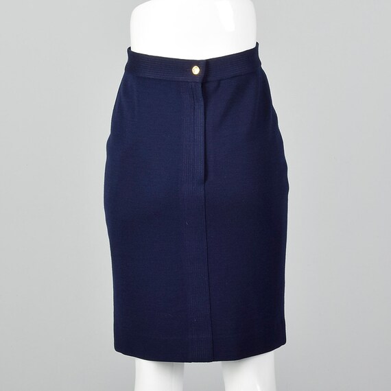 XS 1980s Chanel Navy Blue Knit Pencil Skirt Class… - image 2