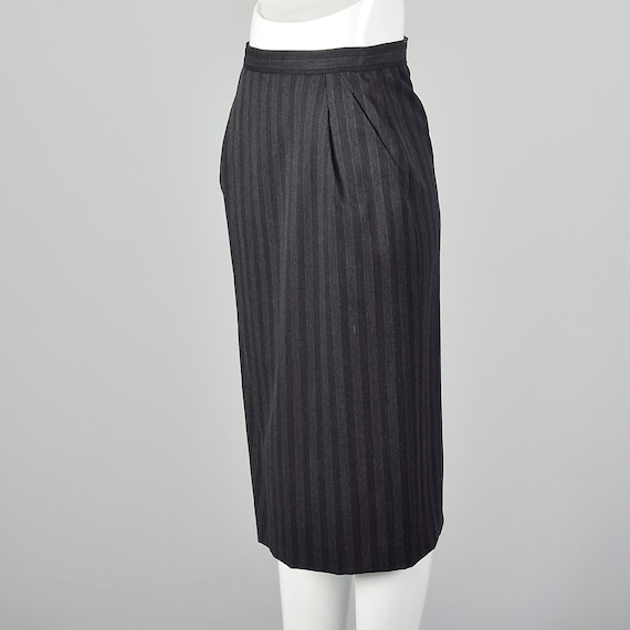 XXS Gucci 1970s Grey Skirt Pinstriped  Pencil Poc… - image 2