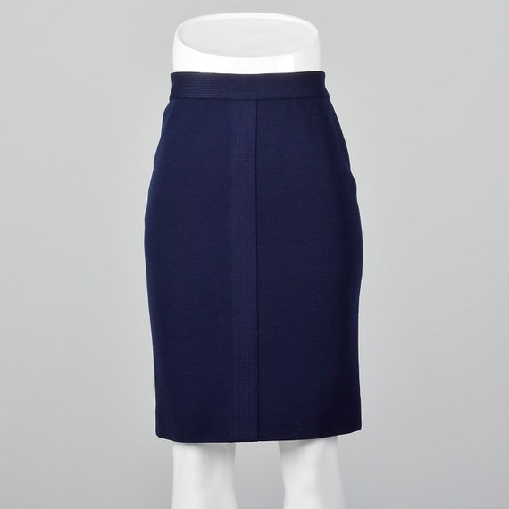 XS 1980s Chanel Navy Blue Knit Pencil Skirt Class… - image 1