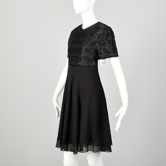 Medium 1990s Little Black Dress Short Sleeve Bead… - image 3