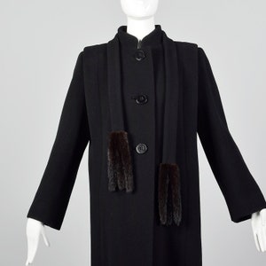 Small 1980s Pauline Trigere Coat Black Wool Winter Outerwear Removable Mink Tail Scarf image 4