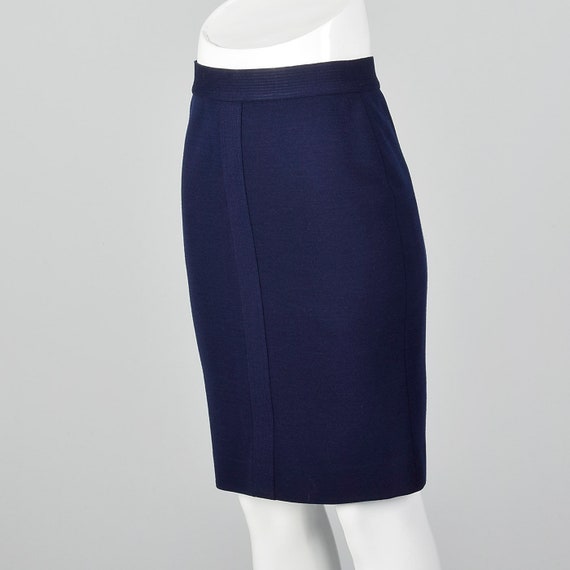 XS 1980s Chanel Navy Blue Knit Pencil Skirt Class… - image 3