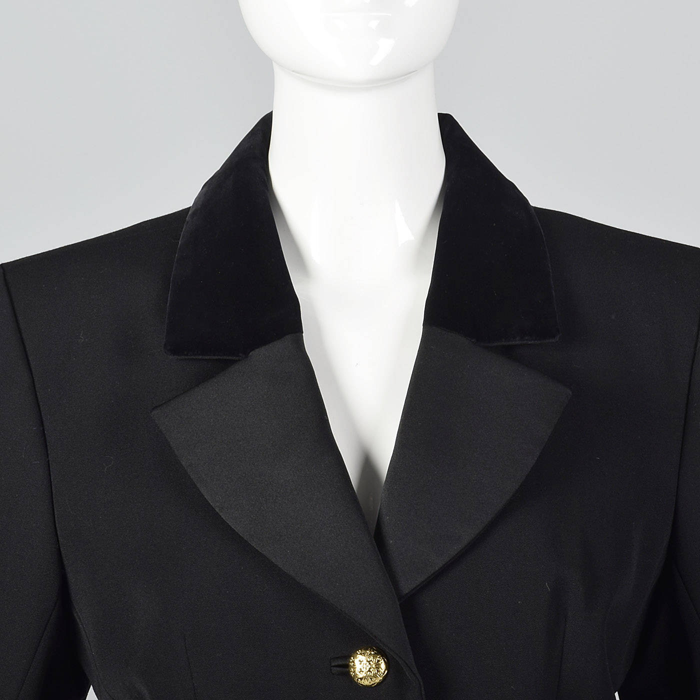 Medium Yves Saint Laurent Rive Gauche Winter Separates Black Skirt Suit ...