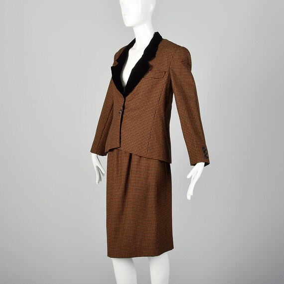 Small 1980s Oscar de la Renta Skirt Suit Brown Bl… - image 2