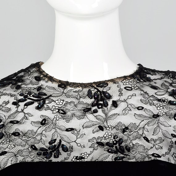Small 1980s Victor Costa Black Velvet Dress Lace … - image 6