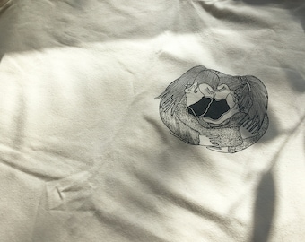 The kiss, t-shirt, handprinted in Montreal, organic cotton and bamboo