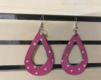 Pink & White Polka dot teardrop paper bead earrings