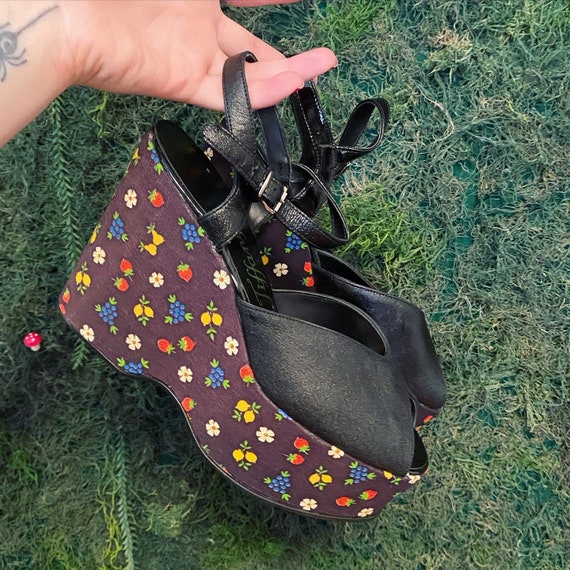 Deadstock 1970s Fruit Platform Heels