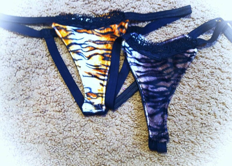 Split-Back Thong Tiger