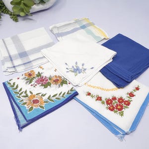 5 x Classic Blue Vintage Handkerchiefs, 5 Hankies,  Beautiful floral, Printed Vintage Handkerchiefs, Blue Handkerchiefs Collection