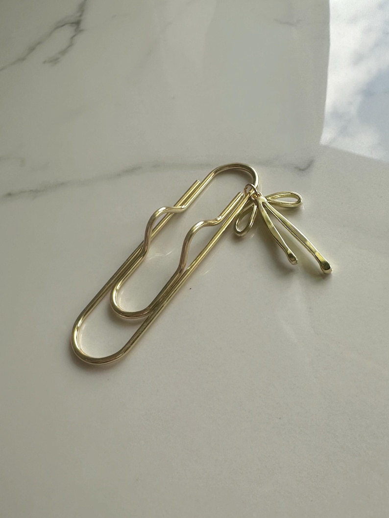 Porta bolígrafos, marcapáginas, diario, accesorios, adorable accesorio de planificación, marcador de posición de libro, amuleto, marcapáginas, lazo dorado para bolígrafo y cuaderno. imagen 5