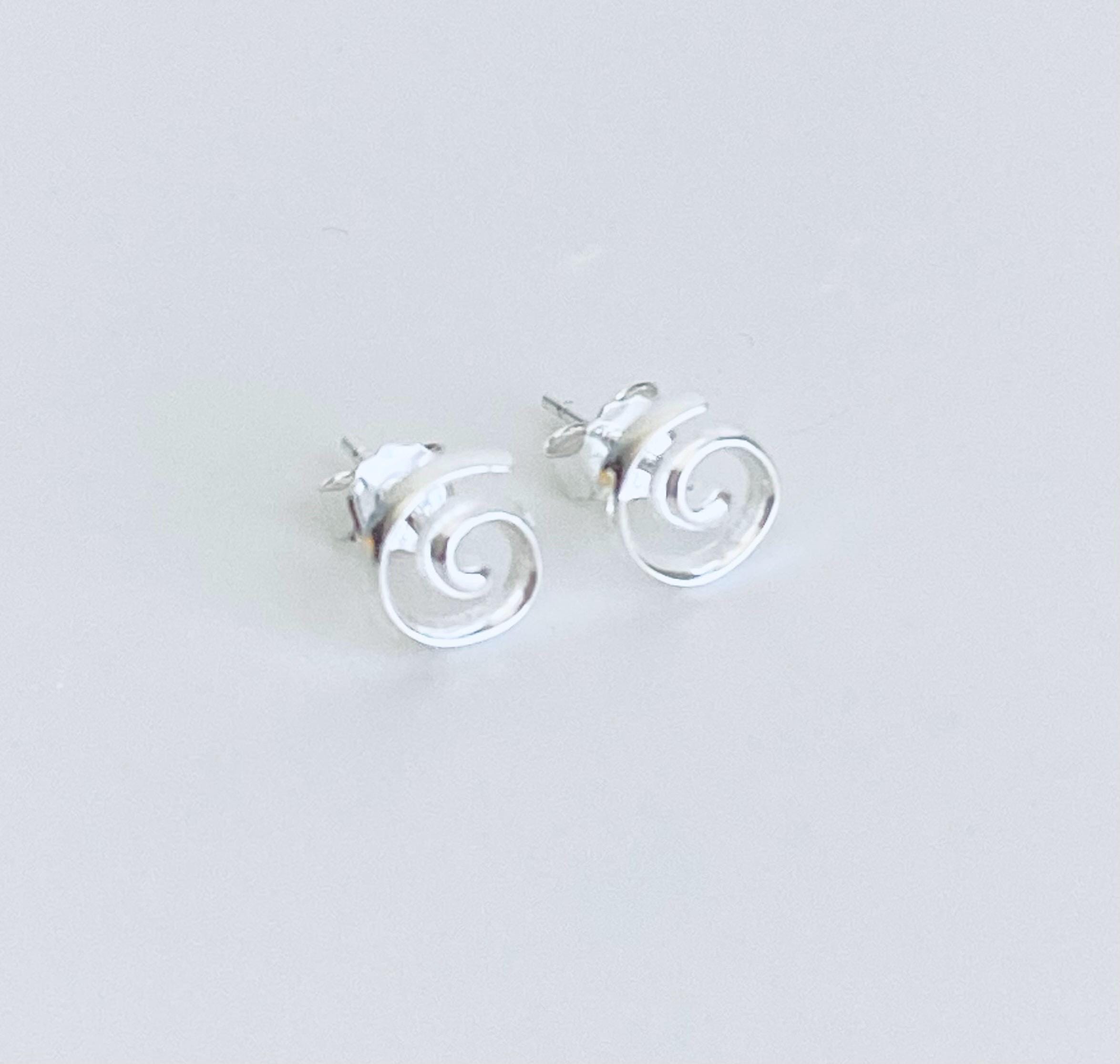 Caprilite Square Swirl Surgical Stainless Steel Stud Earrings - Mens/Womens Unisex