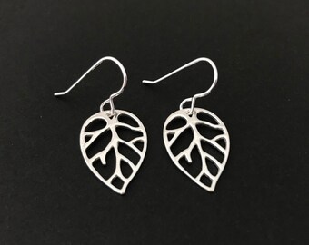 Sterling Silver Leaf Earrings. Dangle Jewelry. Dainty Leaf Earrings. Sterling Silver Earrings. Fancy Leaf Earrings. Gift for Her.