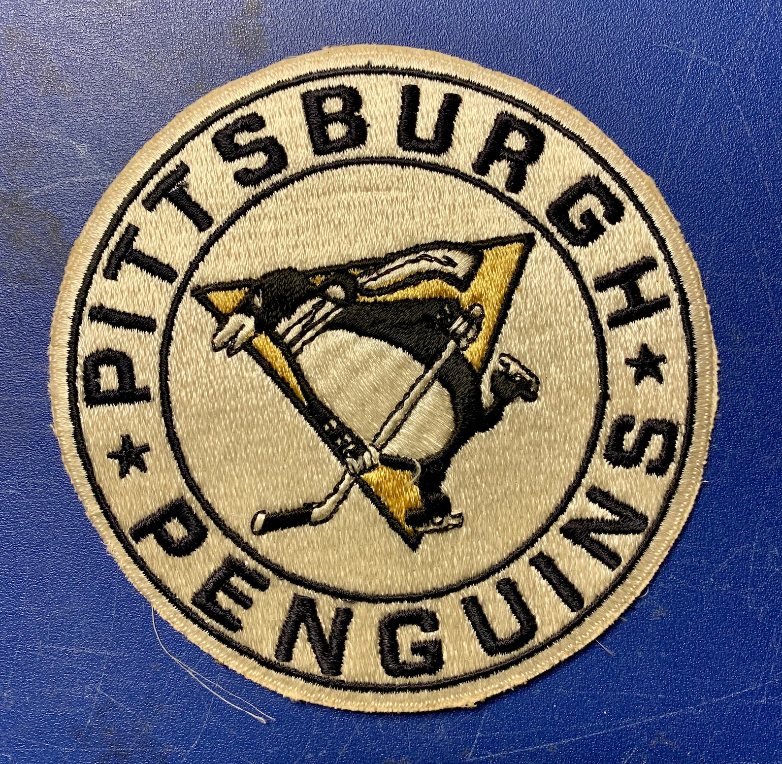 Nhl Patch LOT OF (1) HOCKEY PITTSBURGH PENGUINS ROUND PATCH