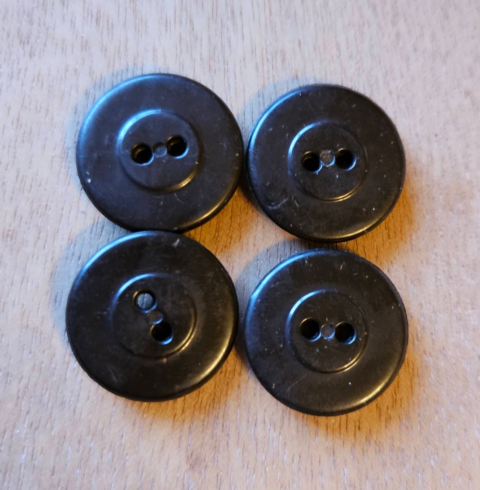 Vintage Colt Amherst Buttons/vintage Colt 24 Amherst Button/vintage