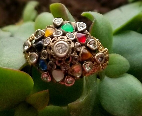 Vintage 14K Thai Princess Dome Ring/ Vintage Bangk