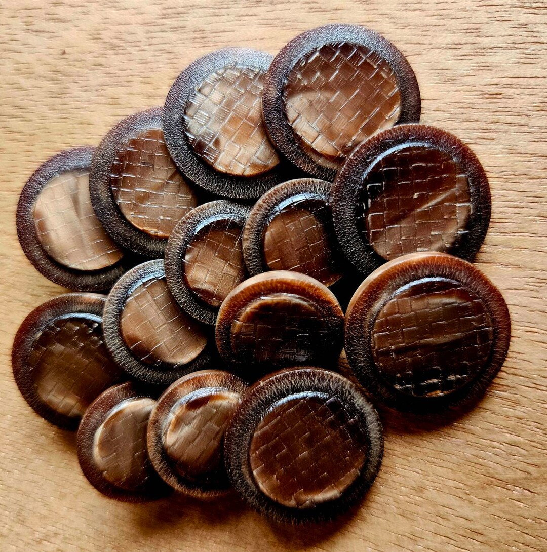 Vintage Buttons/vintage Coat Buttons/vintage Brown Coat Buttons