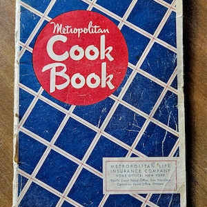 Vintage Cook Book/Vintage Metropolitan Cook Book/Cookbook/Vintage Metropolitan Life Insurance Company Cook Book