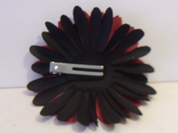 Vintage Red Black Flower Barrette Floral Hair Cli… - image 3