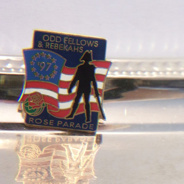 Odd Fellows Rebekahs Pin Rose Parade Vintage 1984 Patriotic Jewelry Fraternal Order Accessories