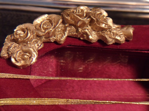 Red Velvet Jewelry Trinket Box Vintage Romantic R… - image 8