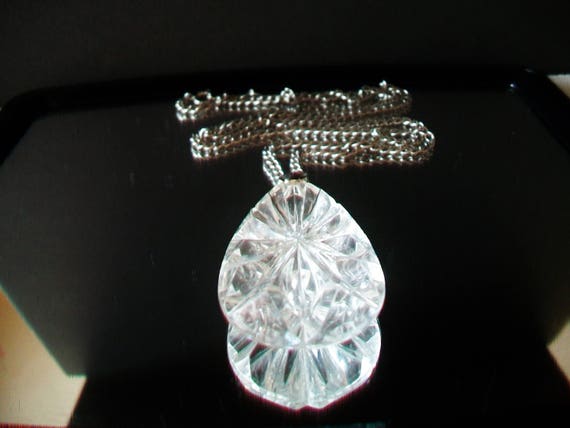 Vintage Clear Faceted Tear Drop Pendant Necklace … - image 8