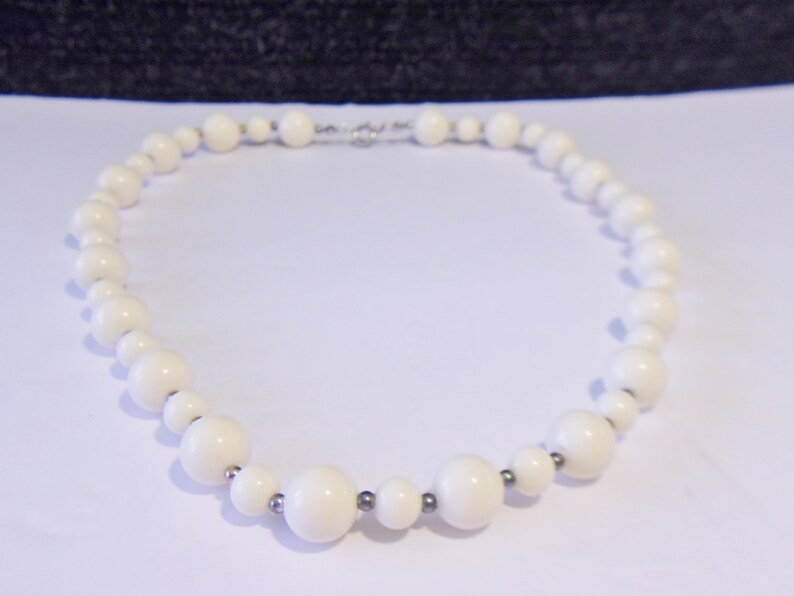 Off White Beaded Necklace Vintage Jewelry Retro Rockabilly Fashion Accessories For Her