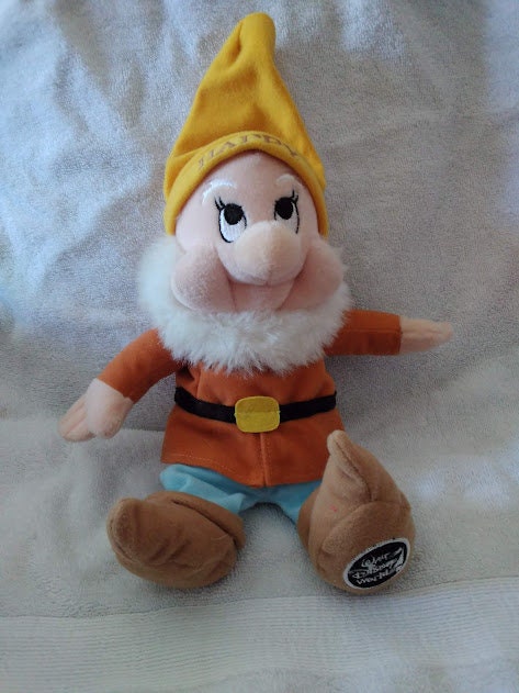 disney plush seven dwarfs
