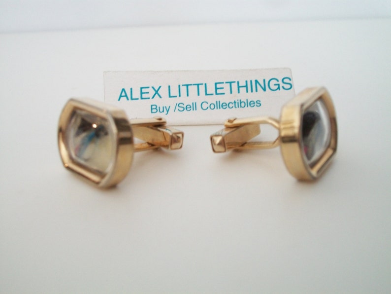 Swank Goldtone Unique Lucite Encased Fly fishing Hook cufflinks cuff links 1950/'s