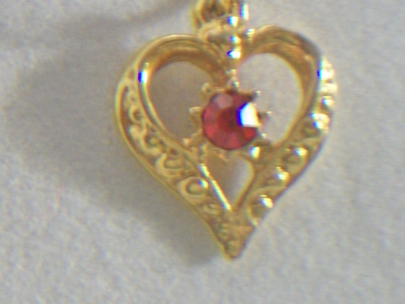 SALE Red Rhinestone Heart Pendant Necklace Textur… - image 3