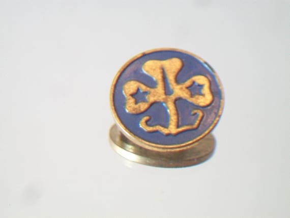 Blue Girl Scout Pin Badge Round Gold Tone Clover … - image 2