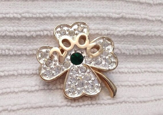 Etsy brooch hotsell pin
