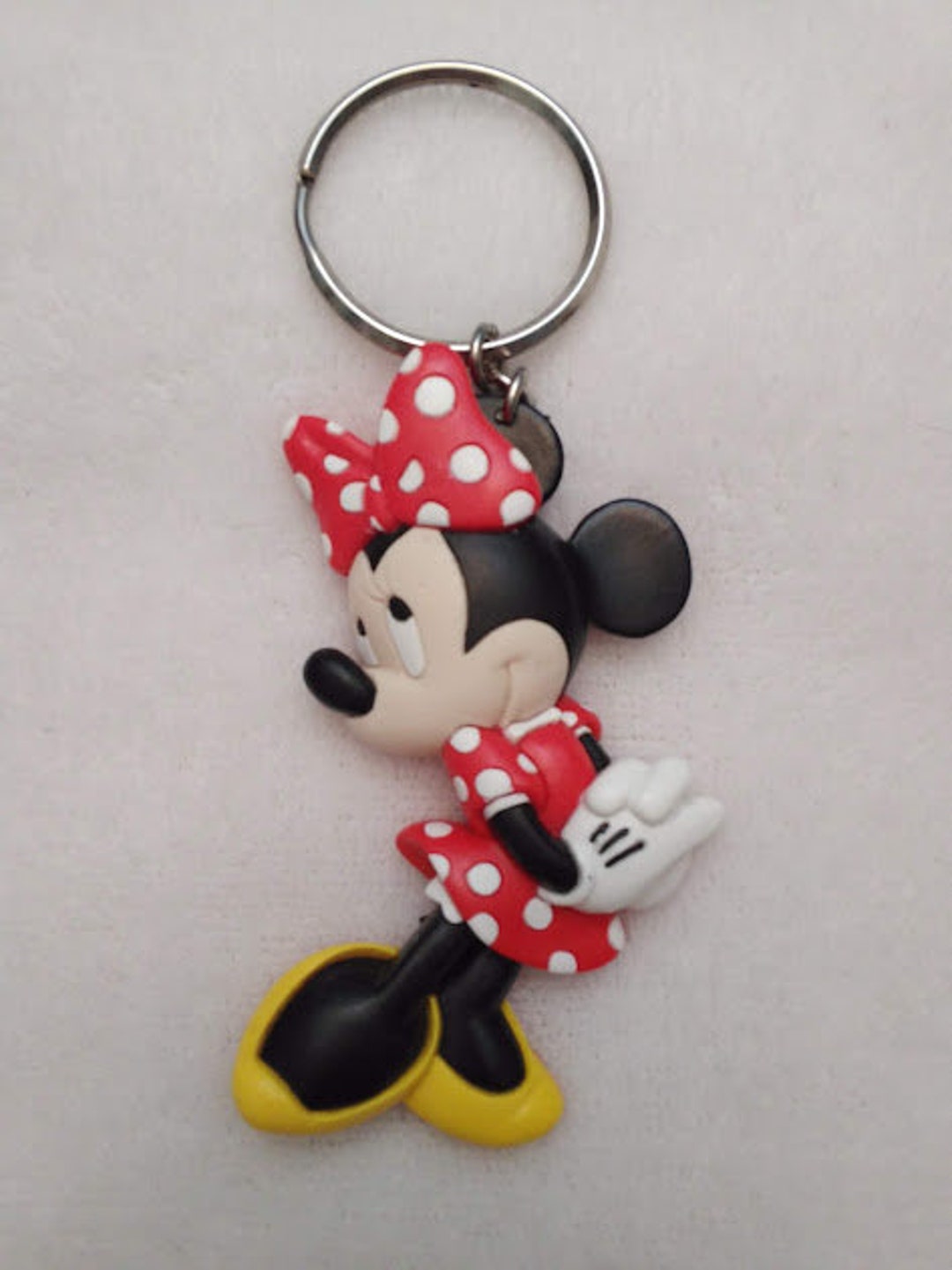 Disney Minnie Mouse Green Flip Flop Pewter Key Ring