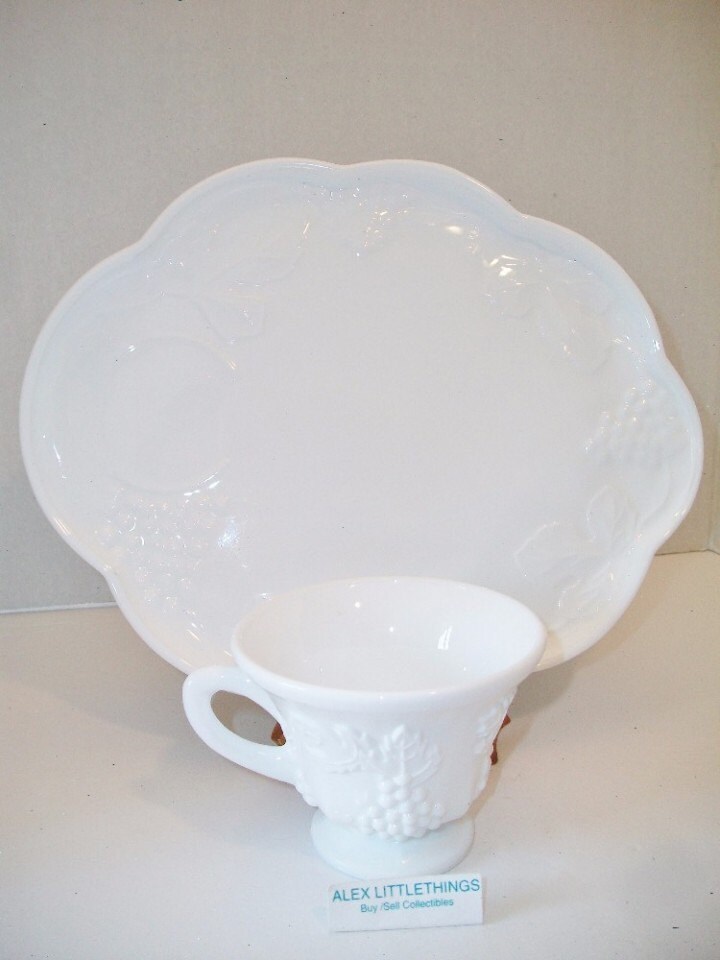 Vintage Indiana Milk Glass Grape Pattern Snack Set Retro Fruit Etsy