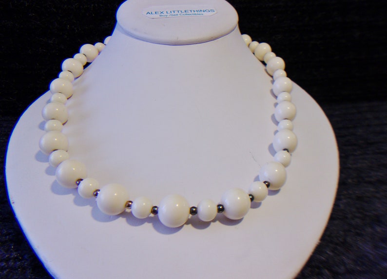 Off White Beaded Necklace Vintage Jewelry Retro Rockabilly Fashion Accessories For Her