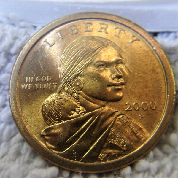 2000-D Sacagawea Dollar Distinctive Golden Dollar Coin Depict A Child Native American 2nd to Honor Woman www.etsy.com/shop/ALEXLITTLETHINGS