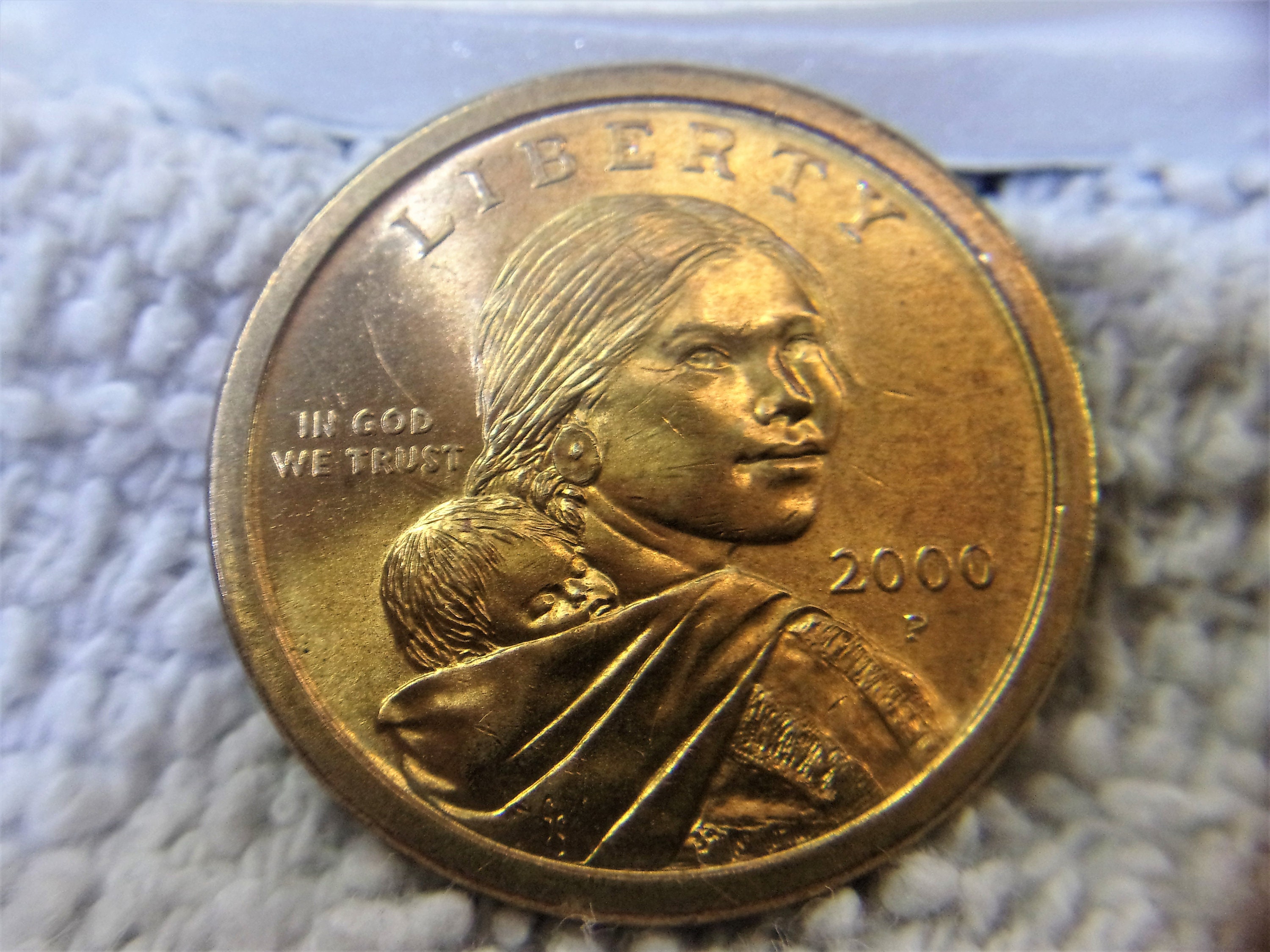 2000D Sacagawea Dollar Distinctive Golden Dollar Coin Depict Etsy