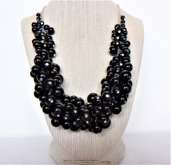 Icing pearl necklace outlet